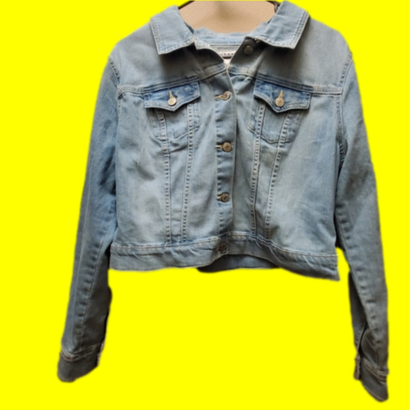 Old Navy Jackets & Blazers - Vintage size Large womens/junior's cropped  jean jacket